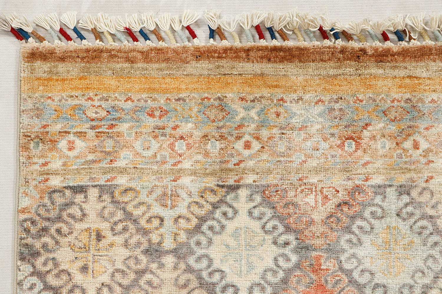 Khurjeen Persian Hand Knotted Wool Rug Multicolor 5'6" x 8'