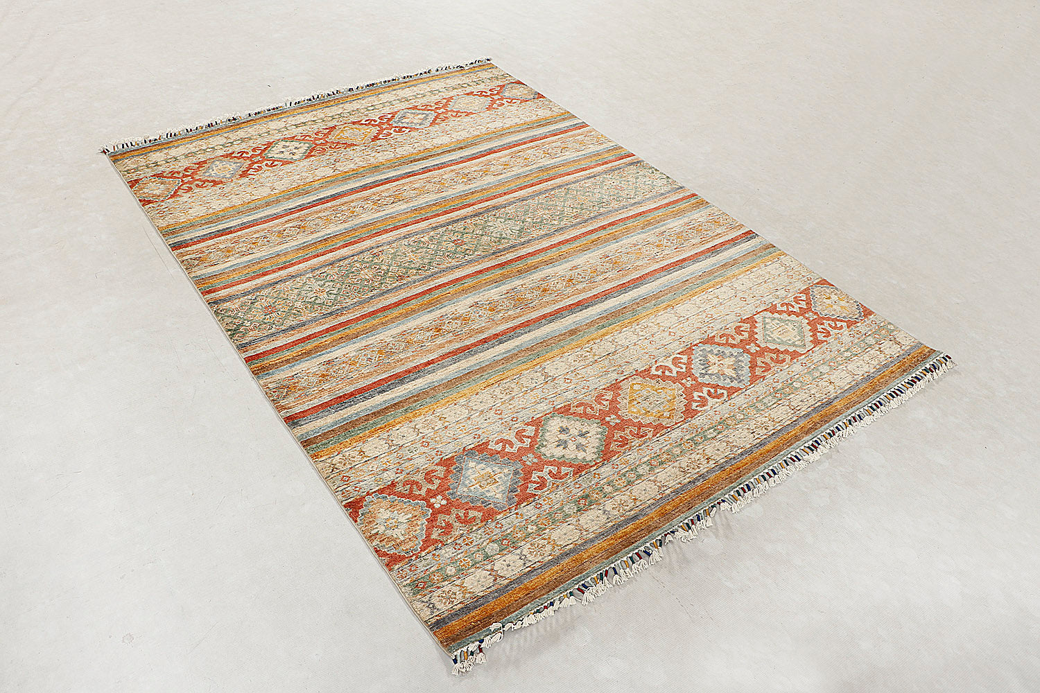 Khurjeen Persian Hand Knotted Wool Rug Multicolor 5'6" x 8'