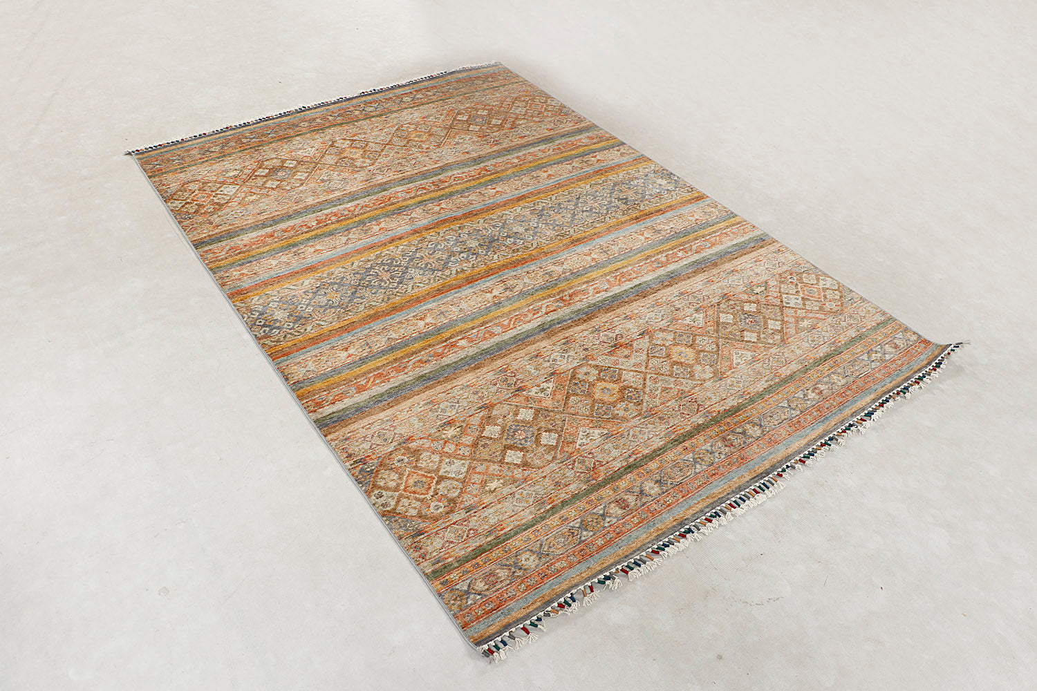 Khurjeen Persian Hand Knotted Wool Rug Multicolor 5'6" x 8'