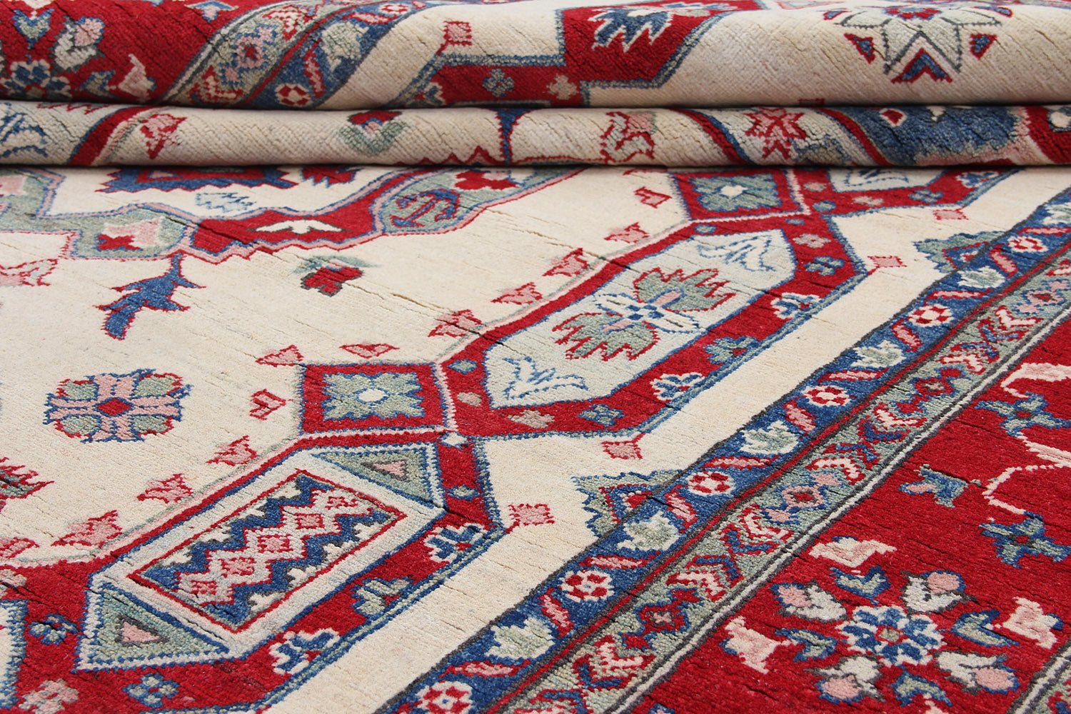 6' 6"X 10'  Ivory Handmade KAZAK Rug Rectangular