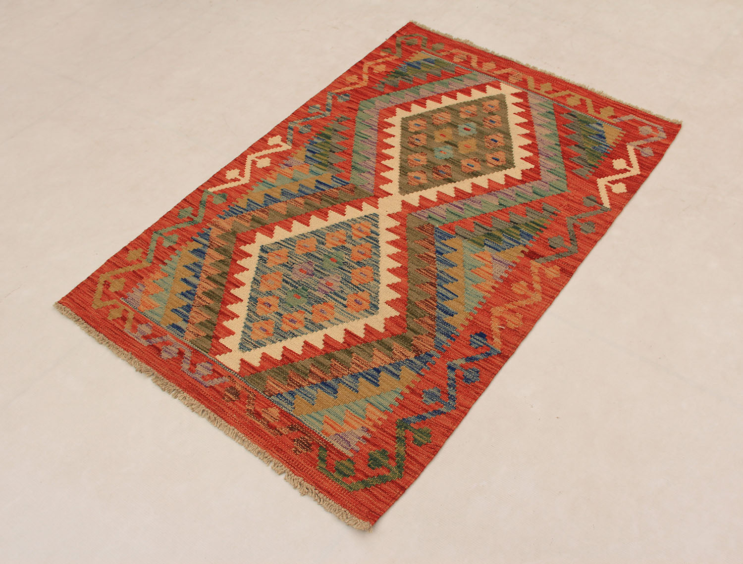 VEGGIE DYE KILIMS