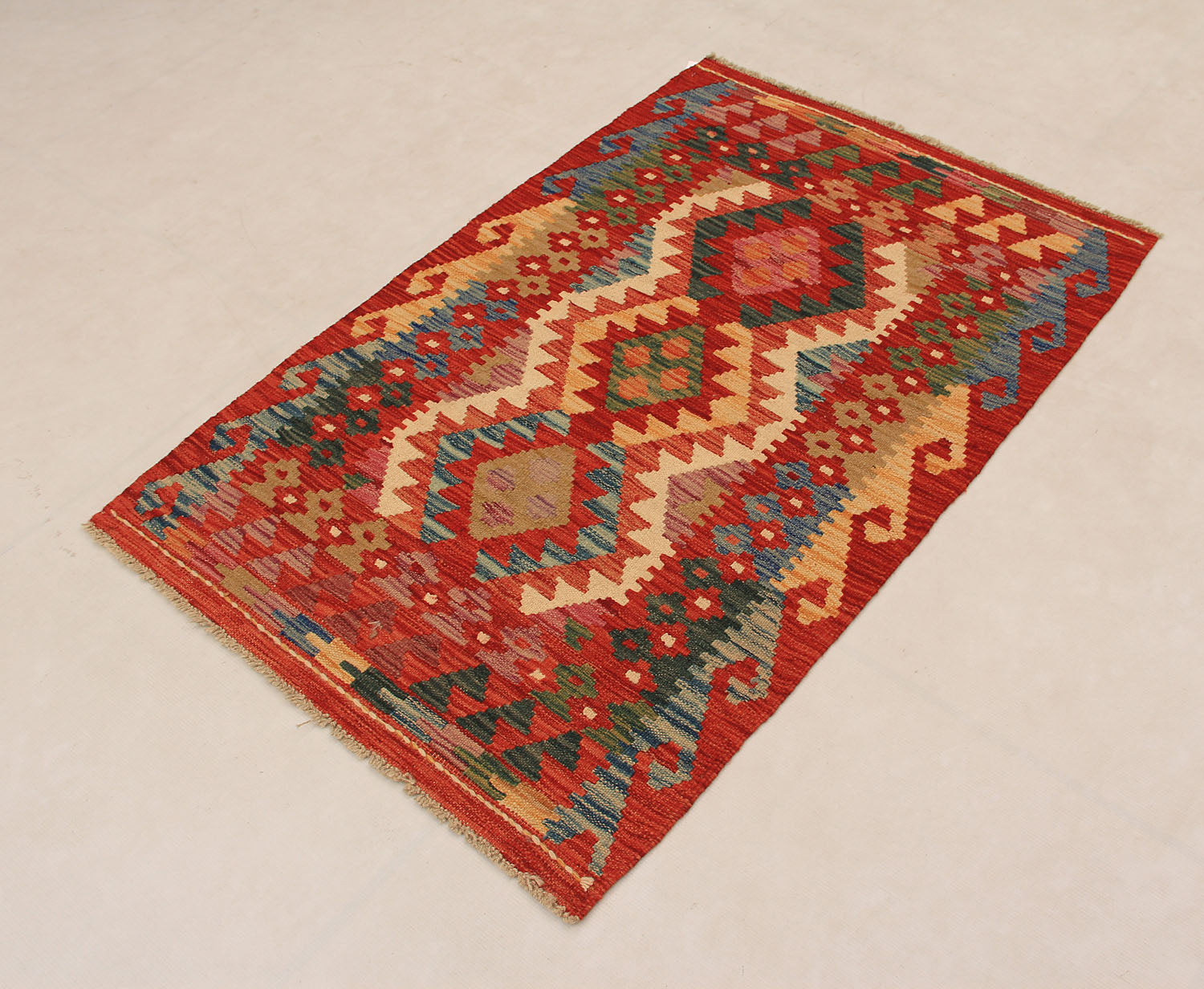 VEGGIE DYE KILIMS