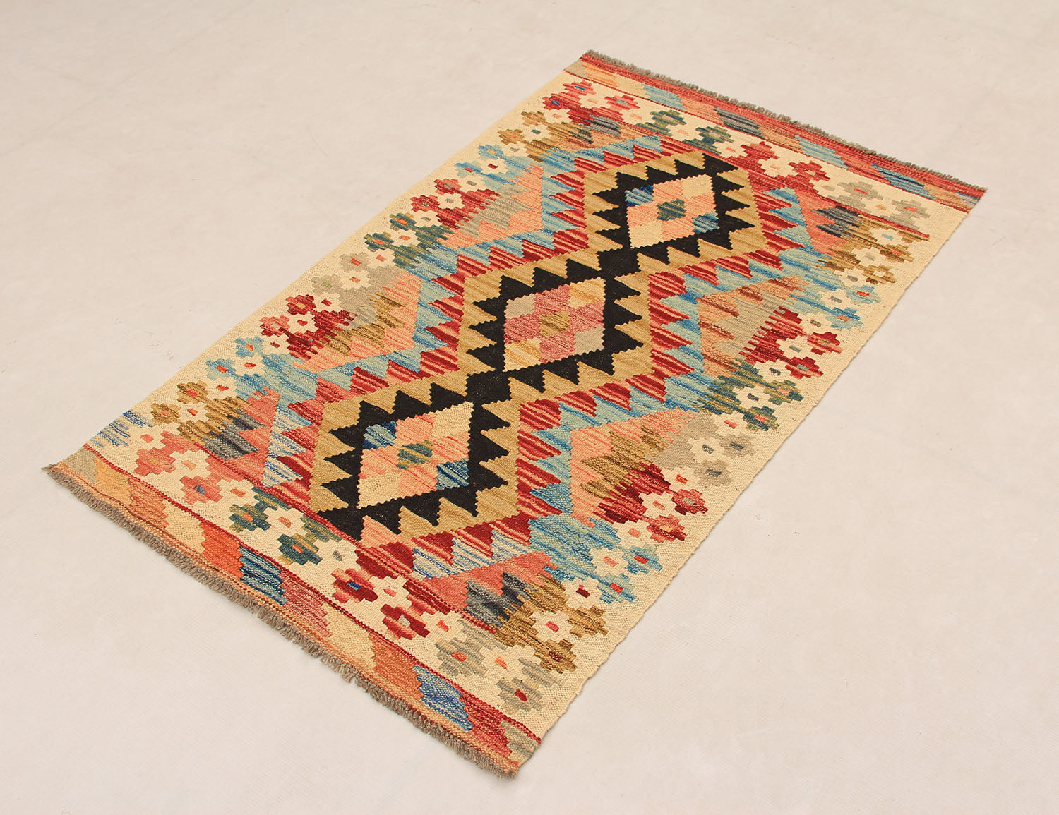 2' 6" x 4'  Multy Handmade Veggie Dye Kilim Rug Rectangular