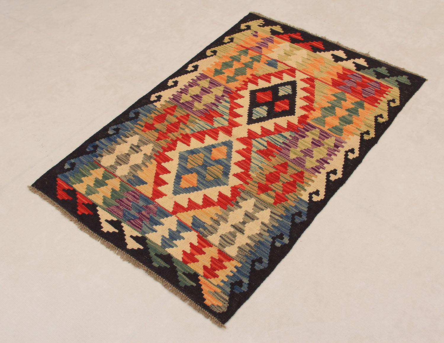 VEGGIE DYE KILIMS