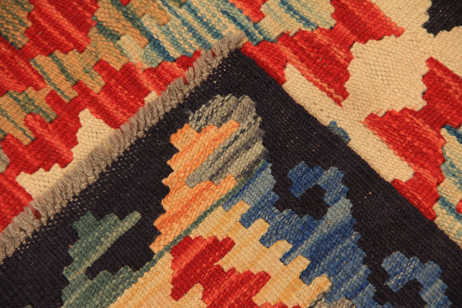 VEGGIE DYE KILIMS