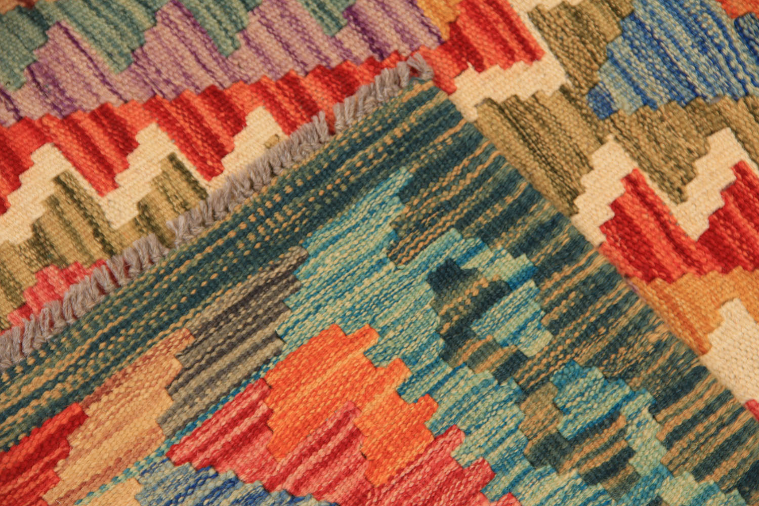 VEGGIE DYE KILIMS