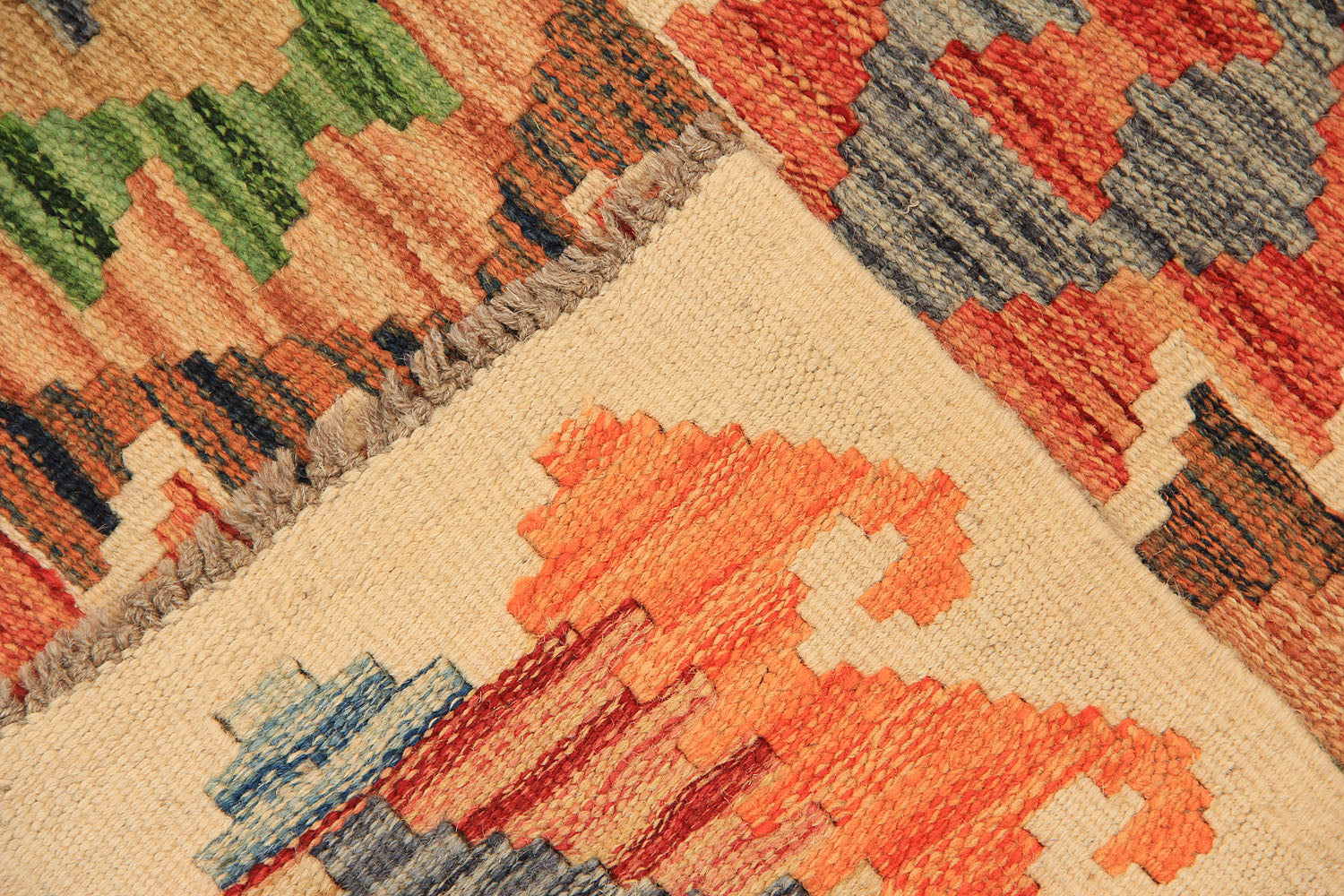 VEGGIE DYE KILIMS