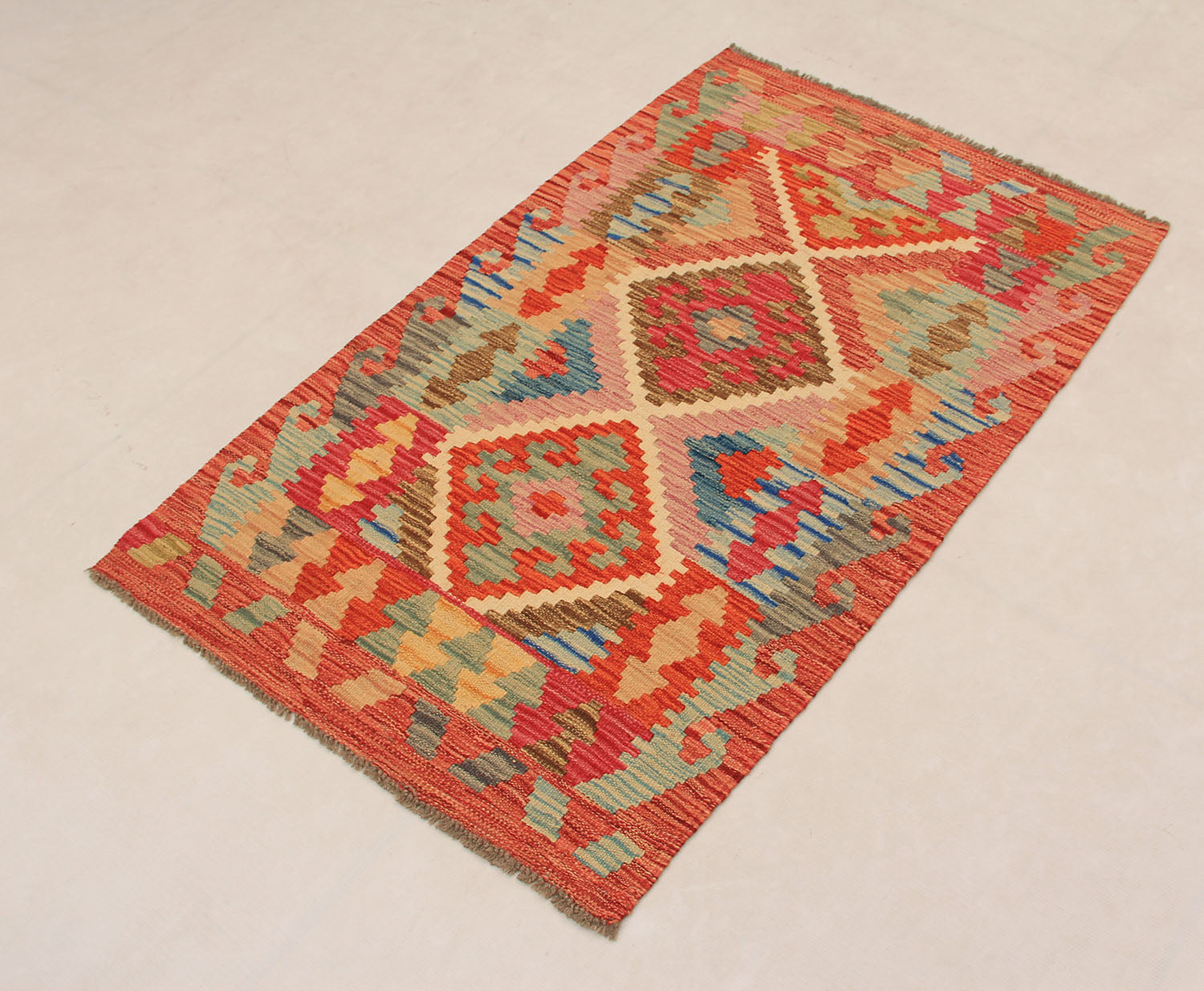 VEGGIE DYE KILIMS