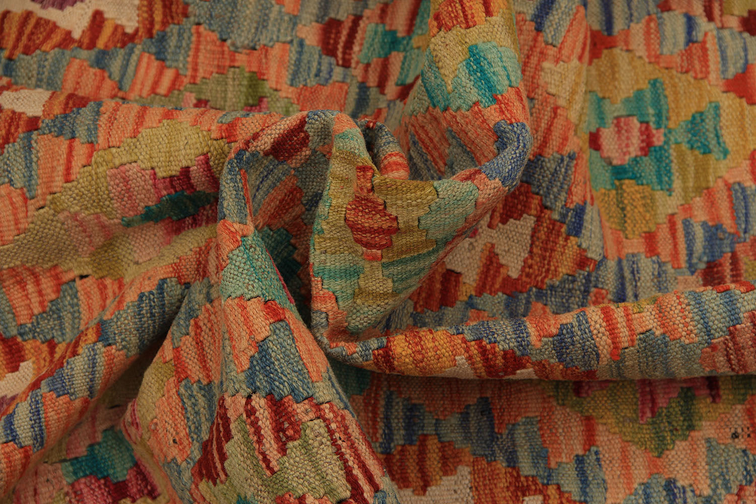 VEGGIE DYE KILIMS