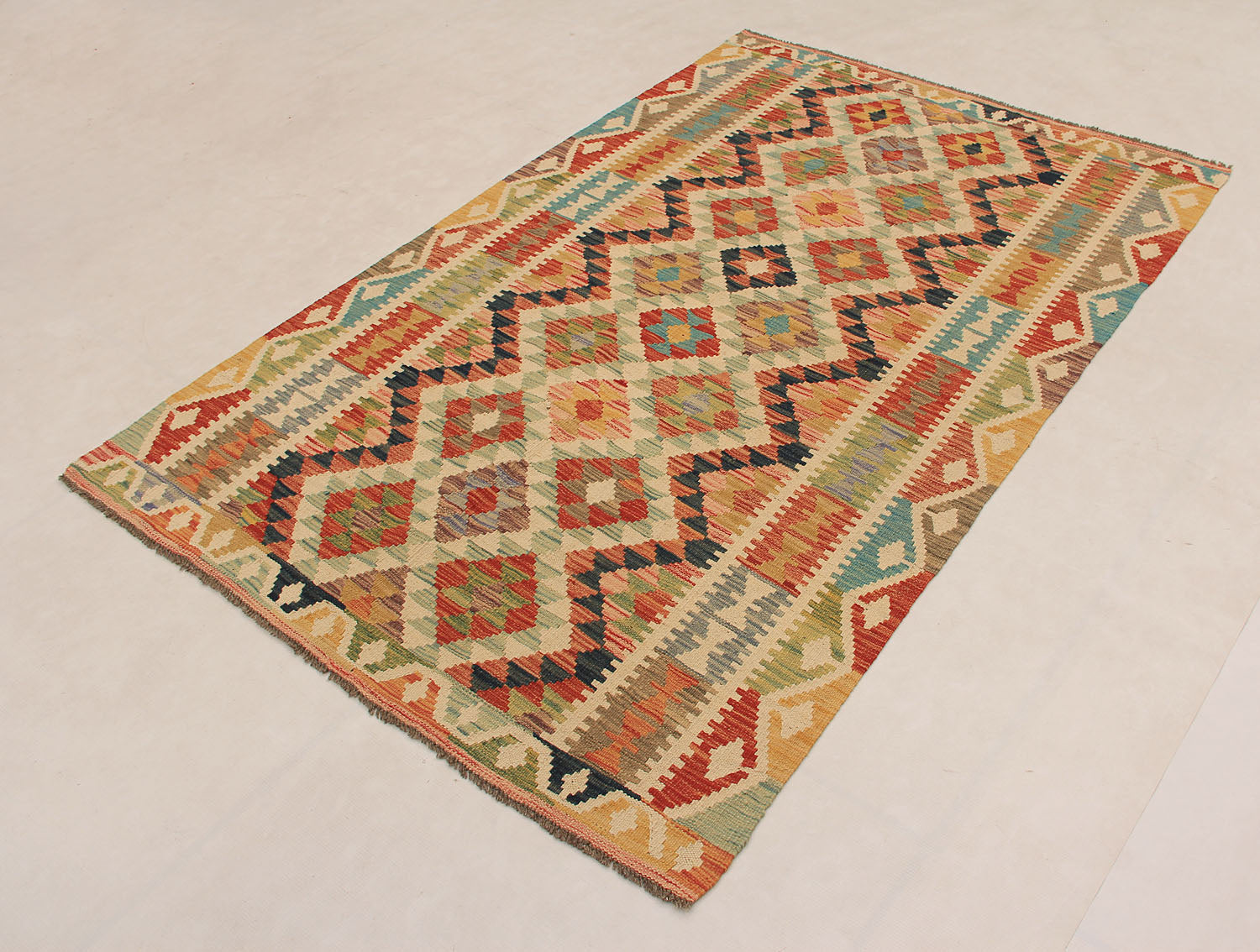 VEGGIE DYE KILIMS