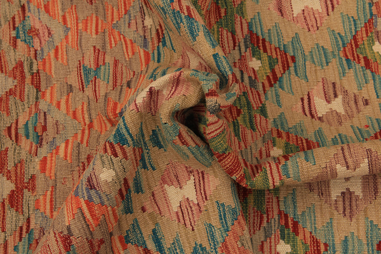 VEGGIE DYE KILIMS