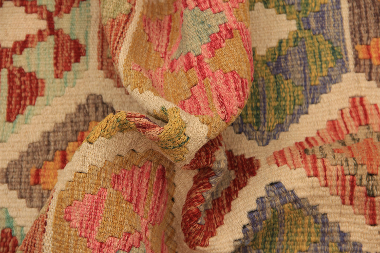 VEGGIE DYE KILIMS