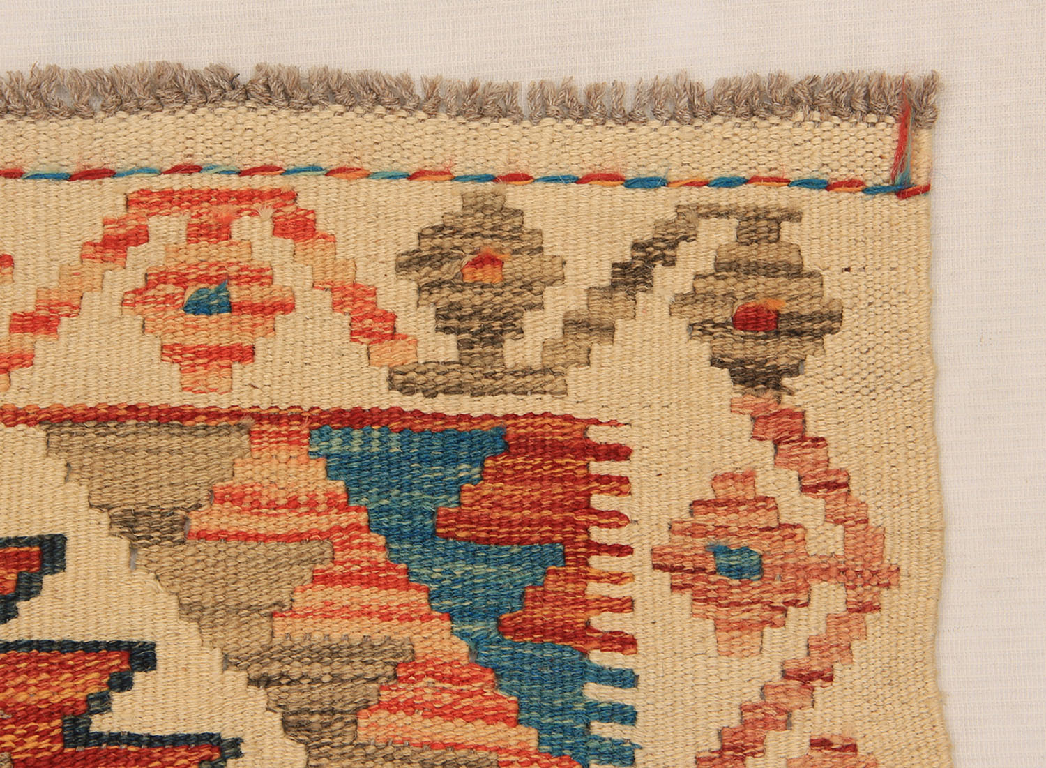 VEGGIE DYE KILIMS