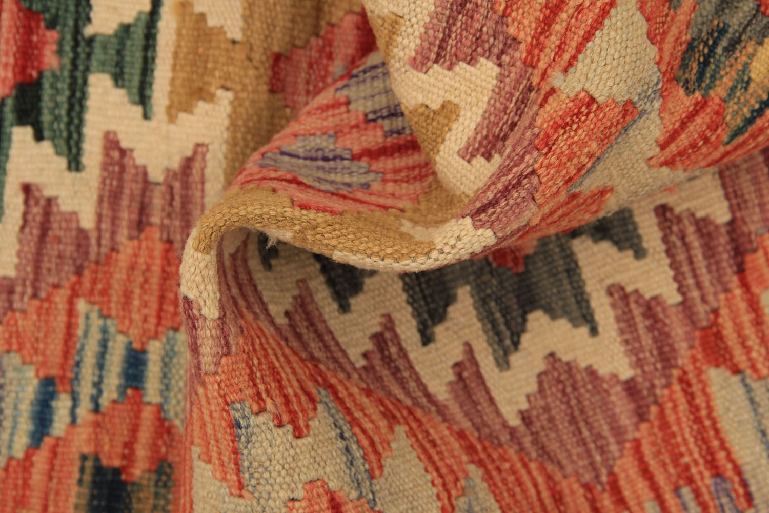 VEGGIE DYE KILIMS