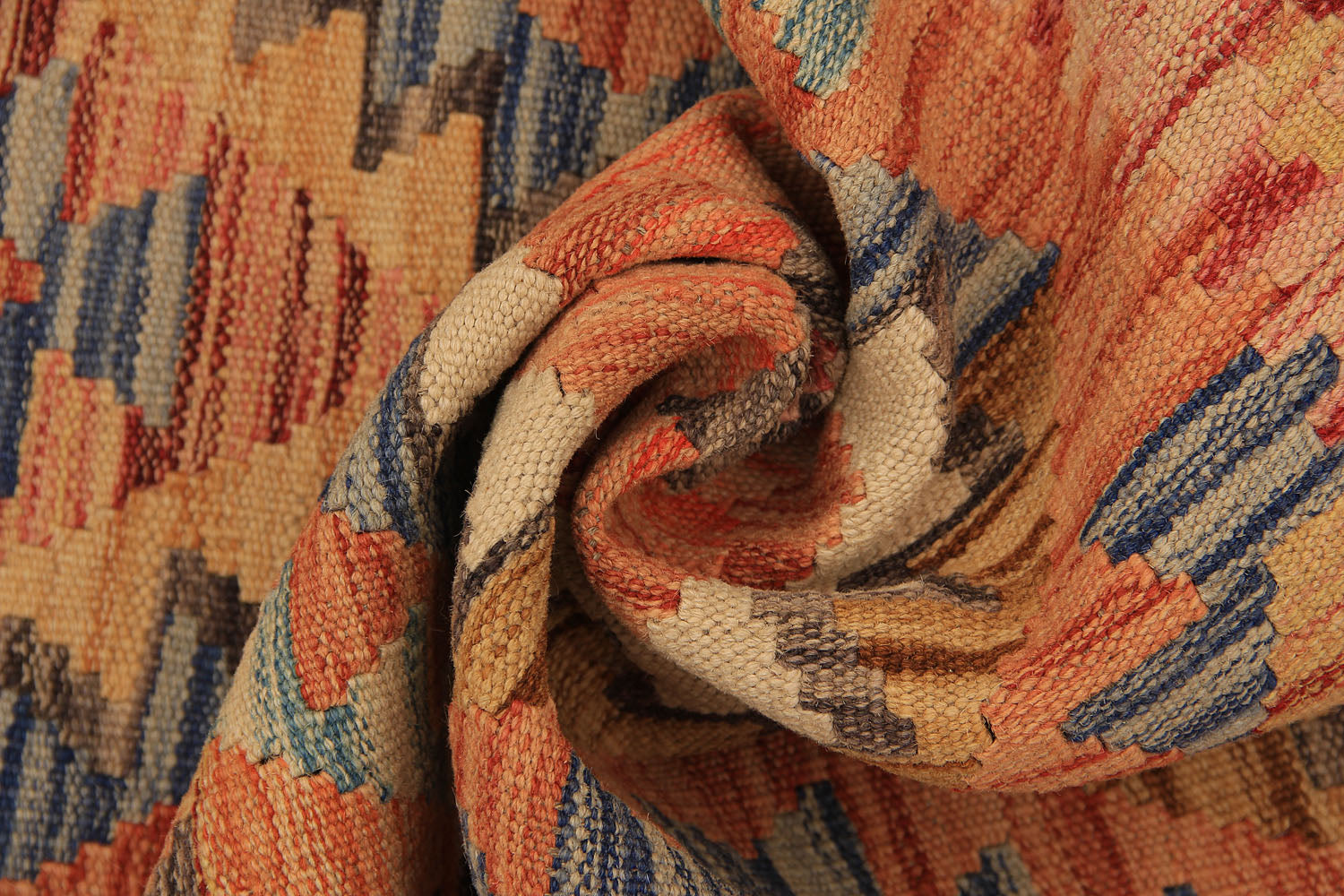 VEGGIE DYE KILIMS