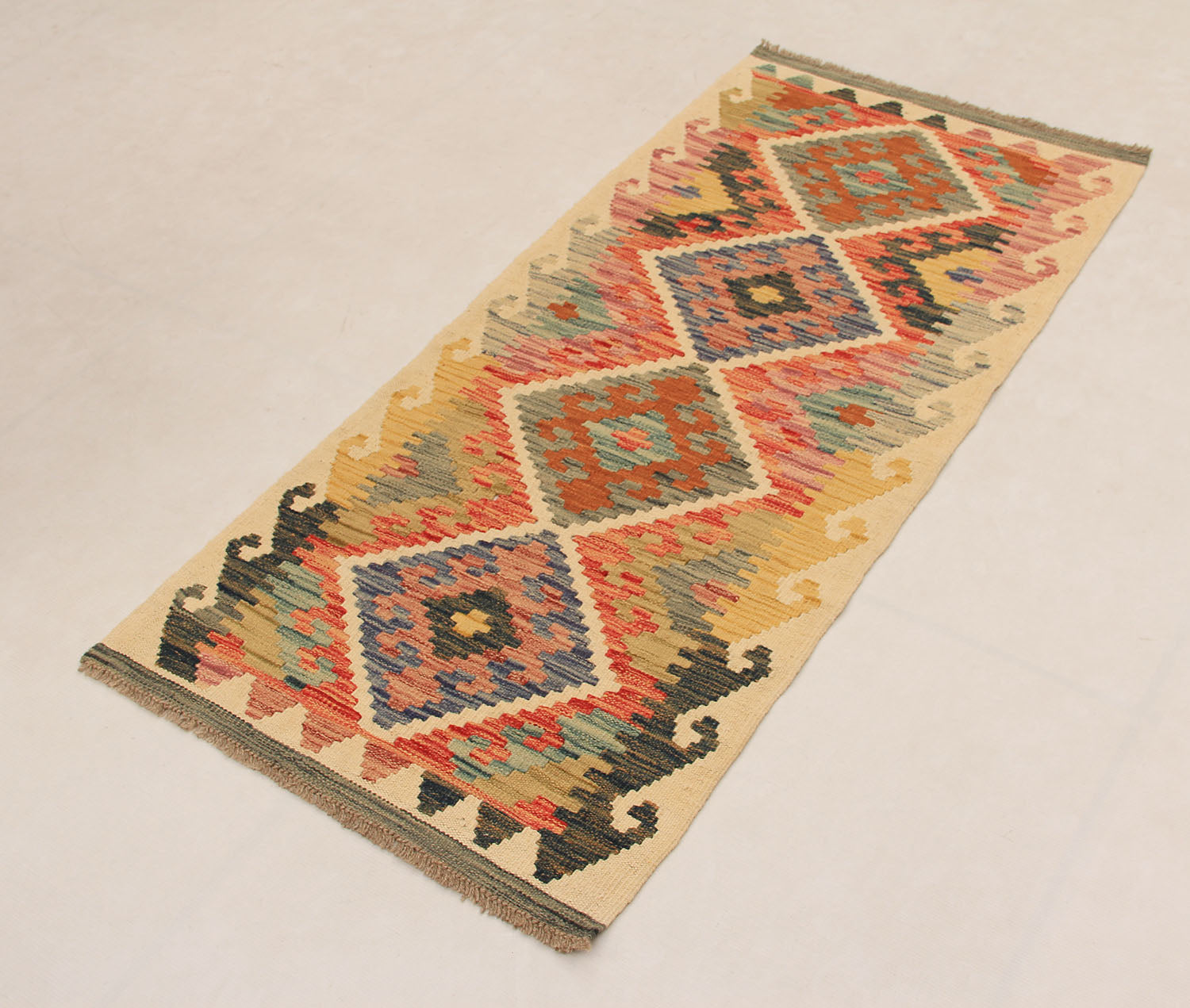 VEGGIE DYE KILIMS