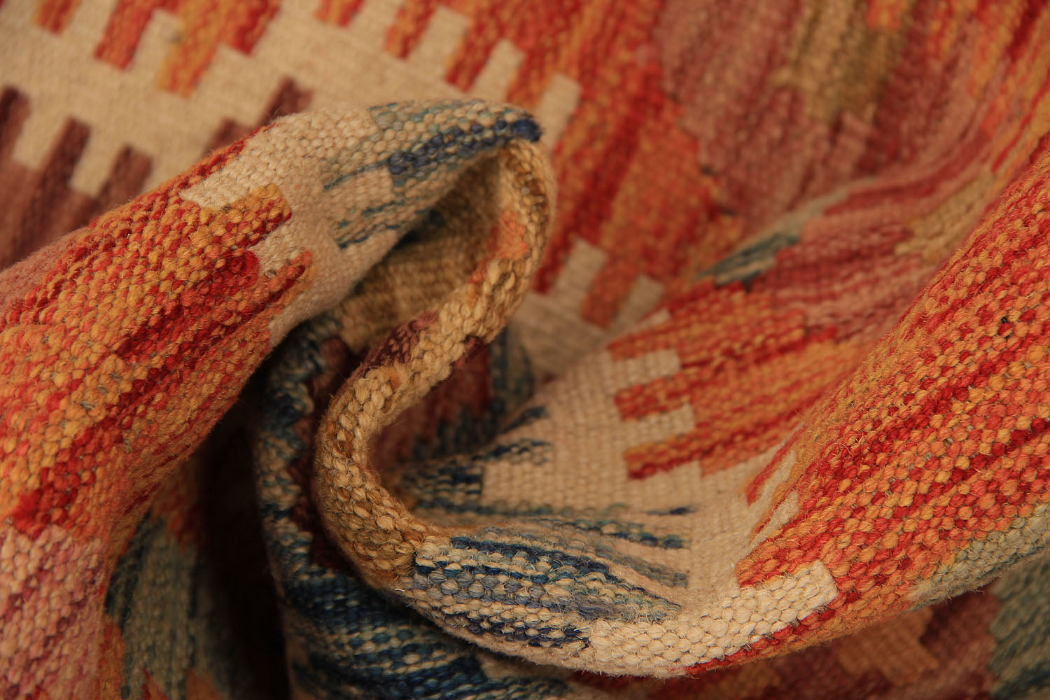 VEGGIE DYE KILIMS