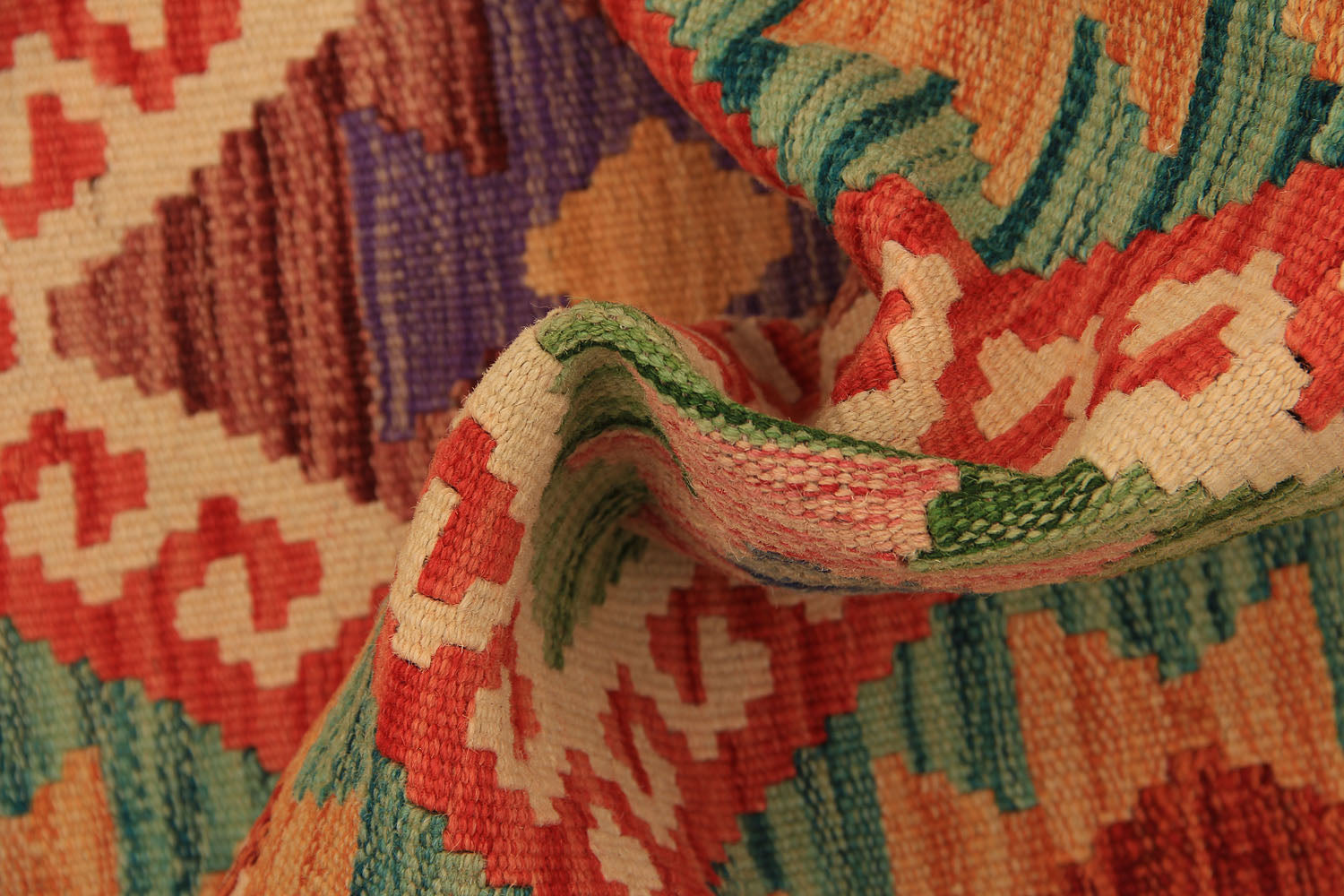 VEGGIE DYE KILIMS