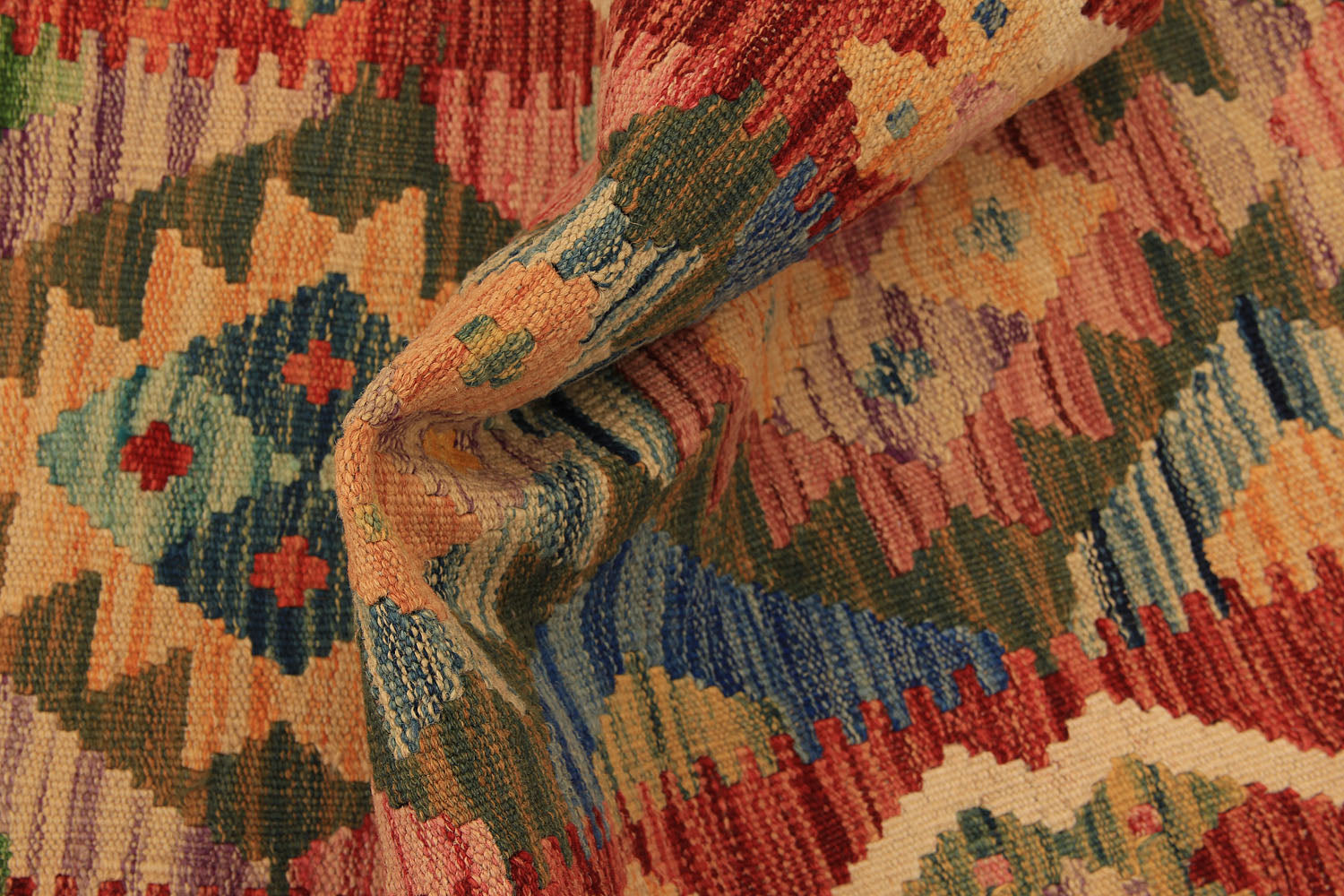 VEGGIE DYE KILIMS