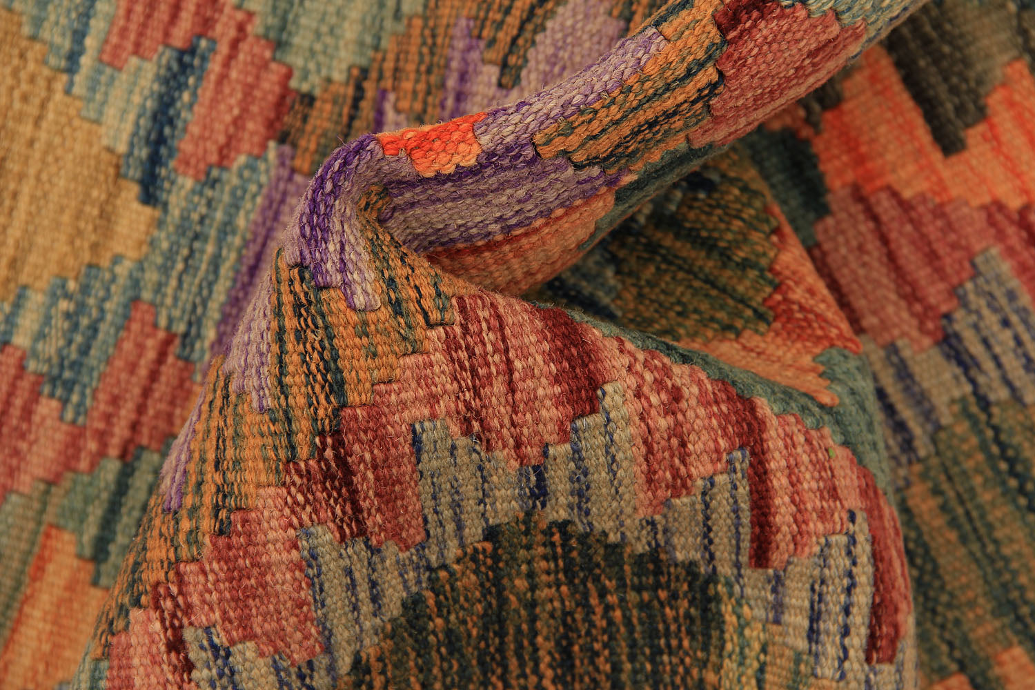 VEGGIE DYE KILIMS