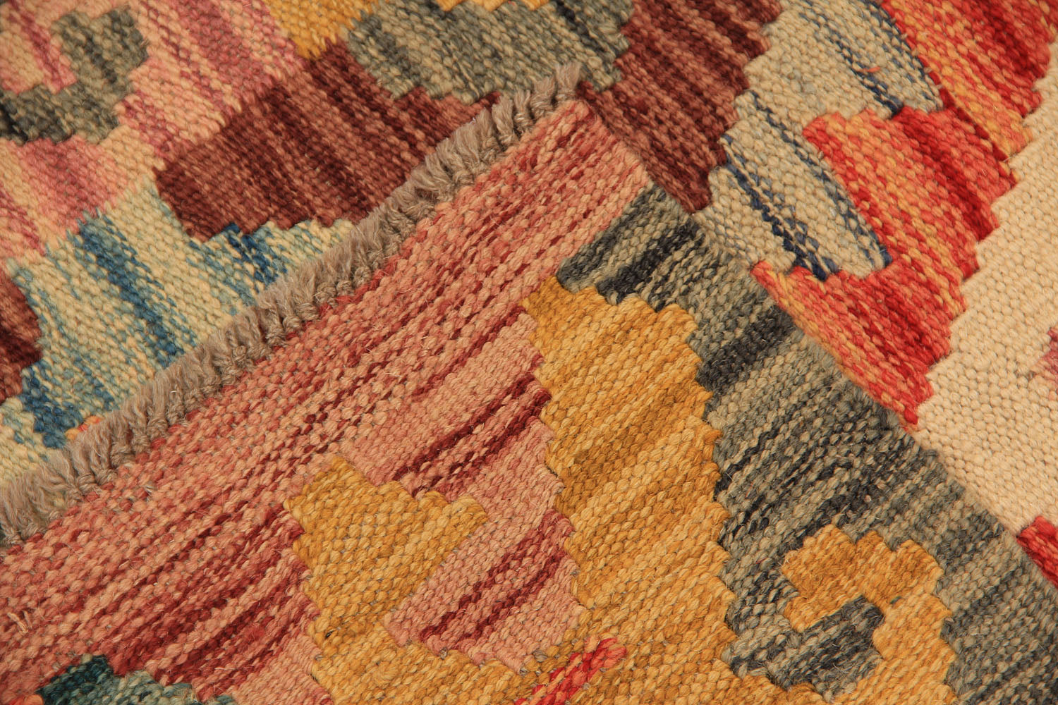 VEGGIE DYE KILIMS
