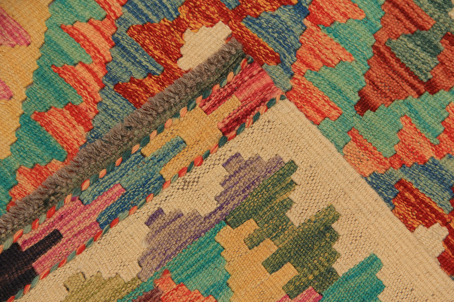 VEGGIE DYE KILIMS