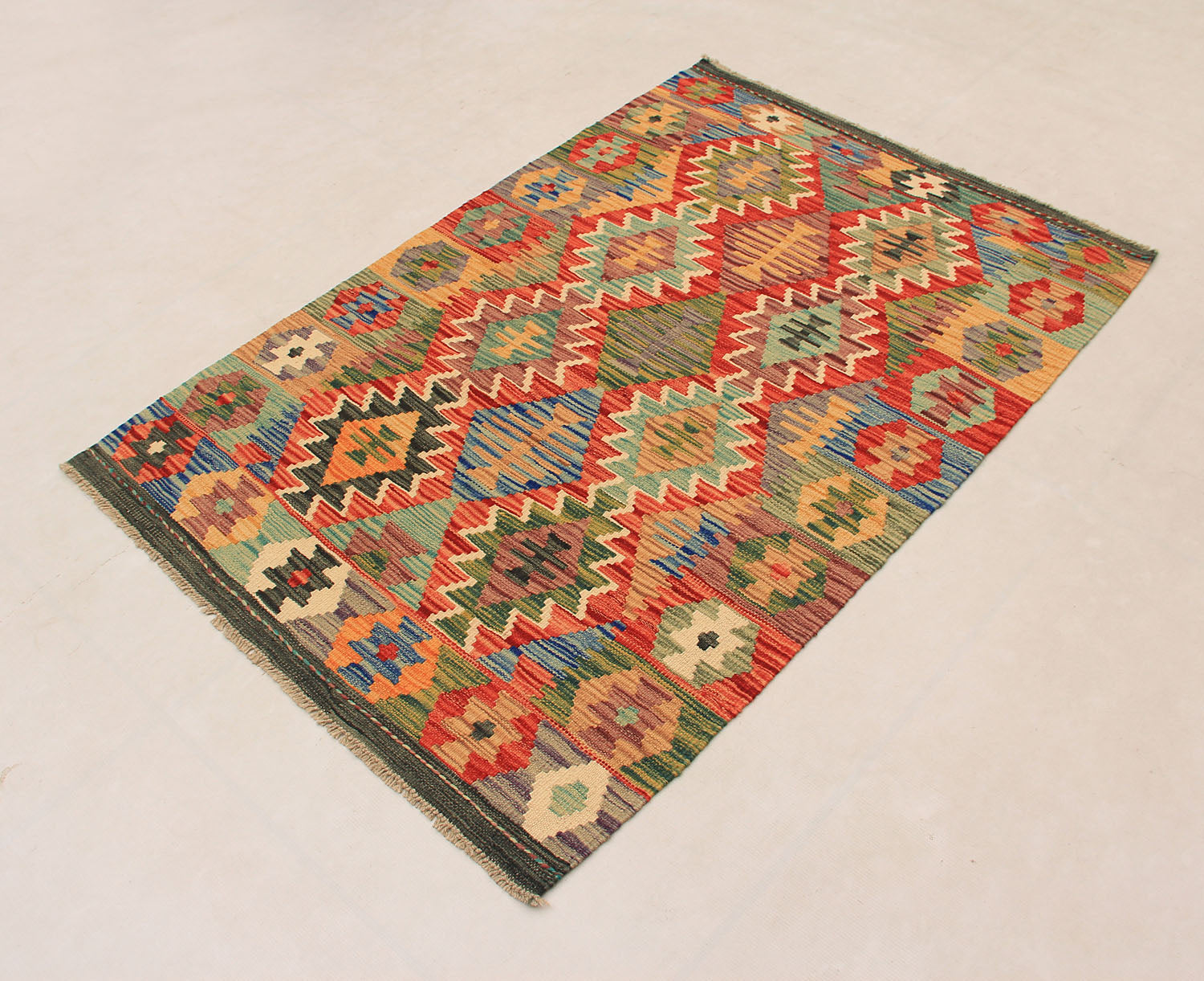 VEGGIE DYE KILIMS