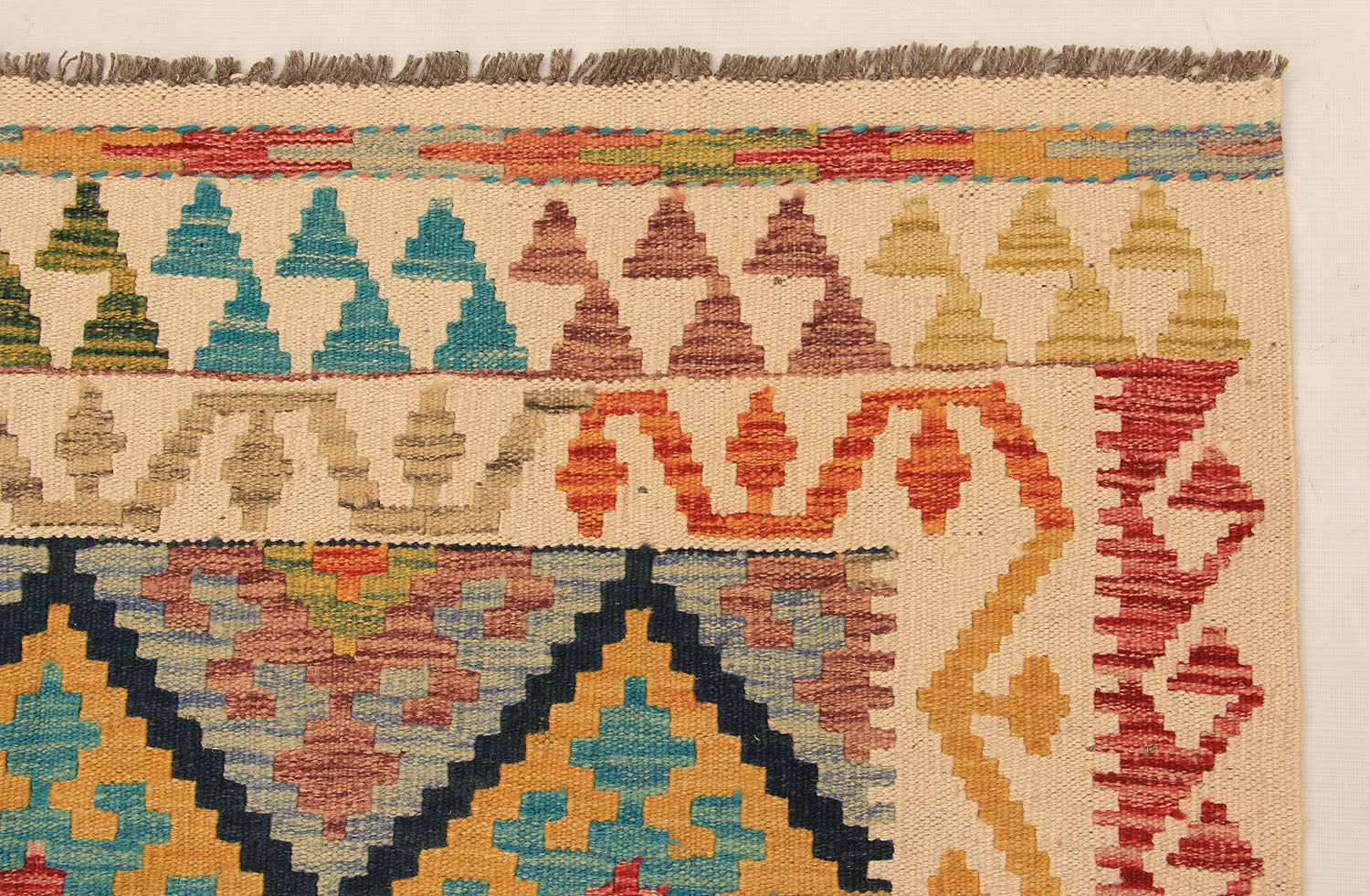 4' 6" x 6' 6  Multy Handmade Veggie Dye Kilim Rug Rectangular