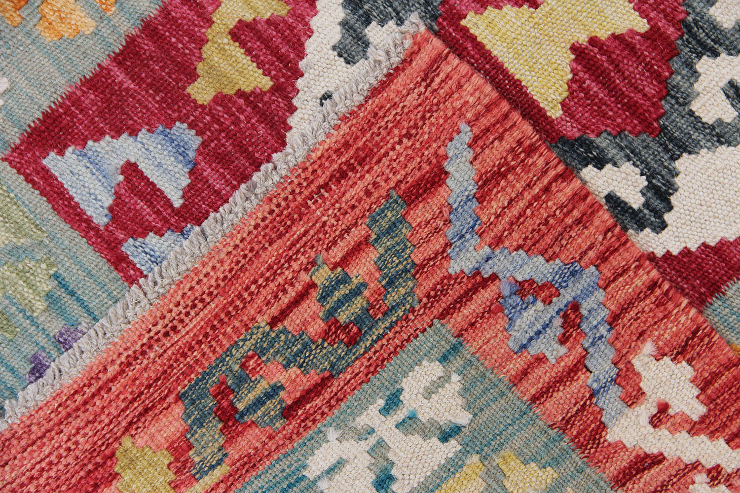 VEGGIE DYE KILIMS