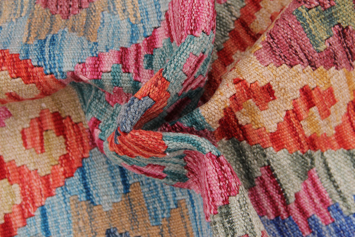 Handmade Veggie Dye Kilim Rug
