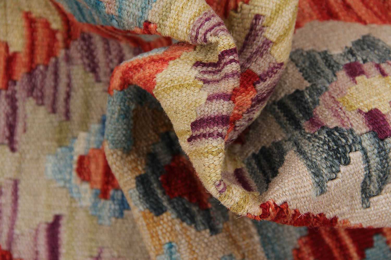 Handmade Veggie Dye Kilim Rug