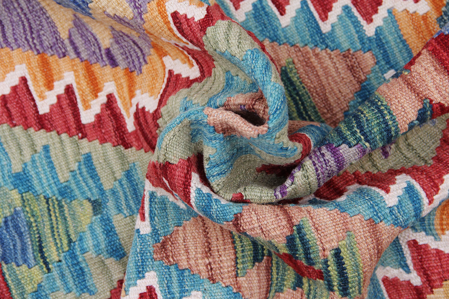 Handmade Veggie Dye Kilim Rug
