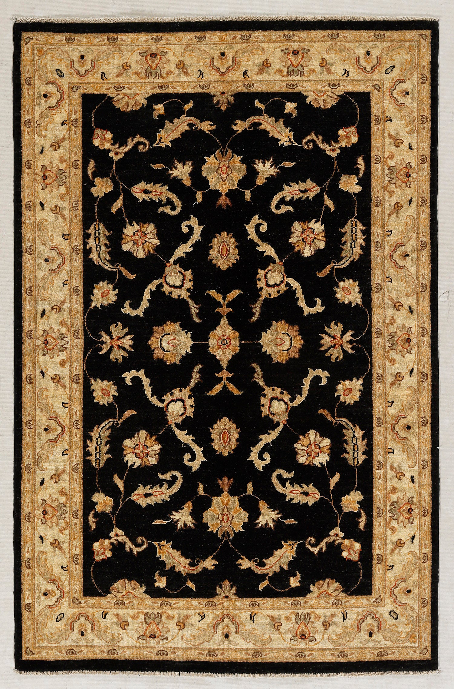 4' x 6'  Black Handmade Persian Rug ZIEGLER Rectangular
