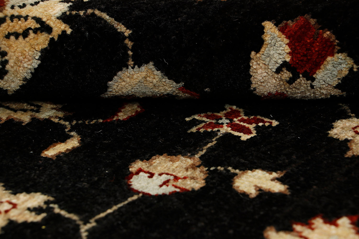 Ziegler Persian Hand Knotted Wool Rug Black 4' x 6'