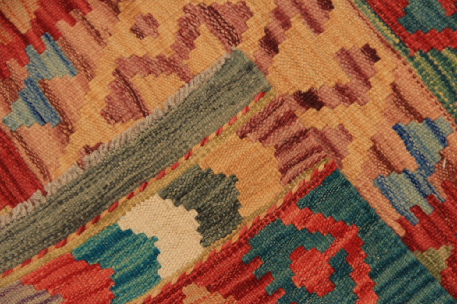 VEGGIE DYE KILIMS