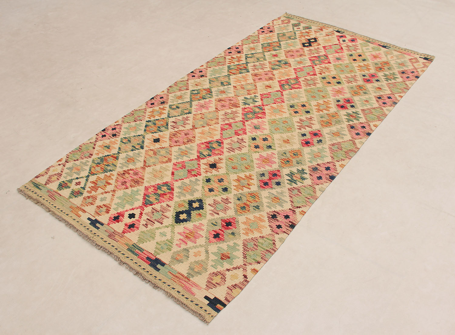 VEGGIE DYE KILIMS