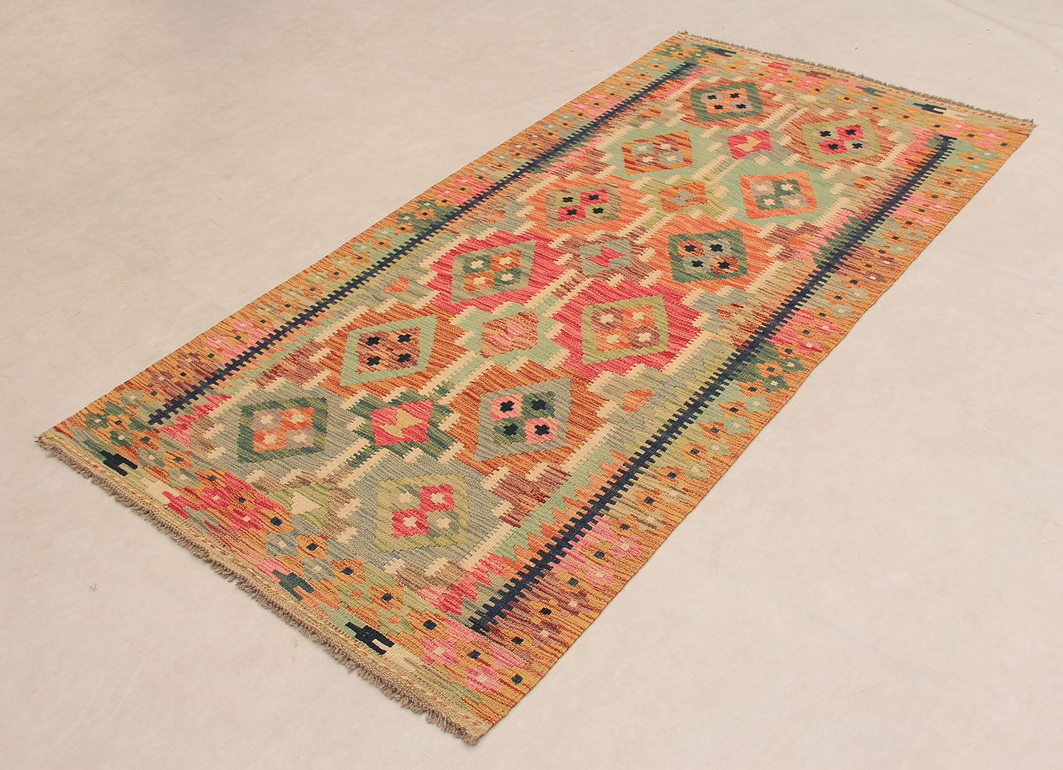 VEGGIE DYE KILIMS