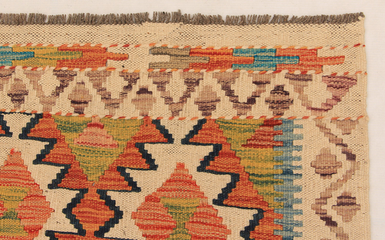 4' 6" x 6' 6  Ivory Handmade Pai Murgh Soumak Kilim Rug Rectangular