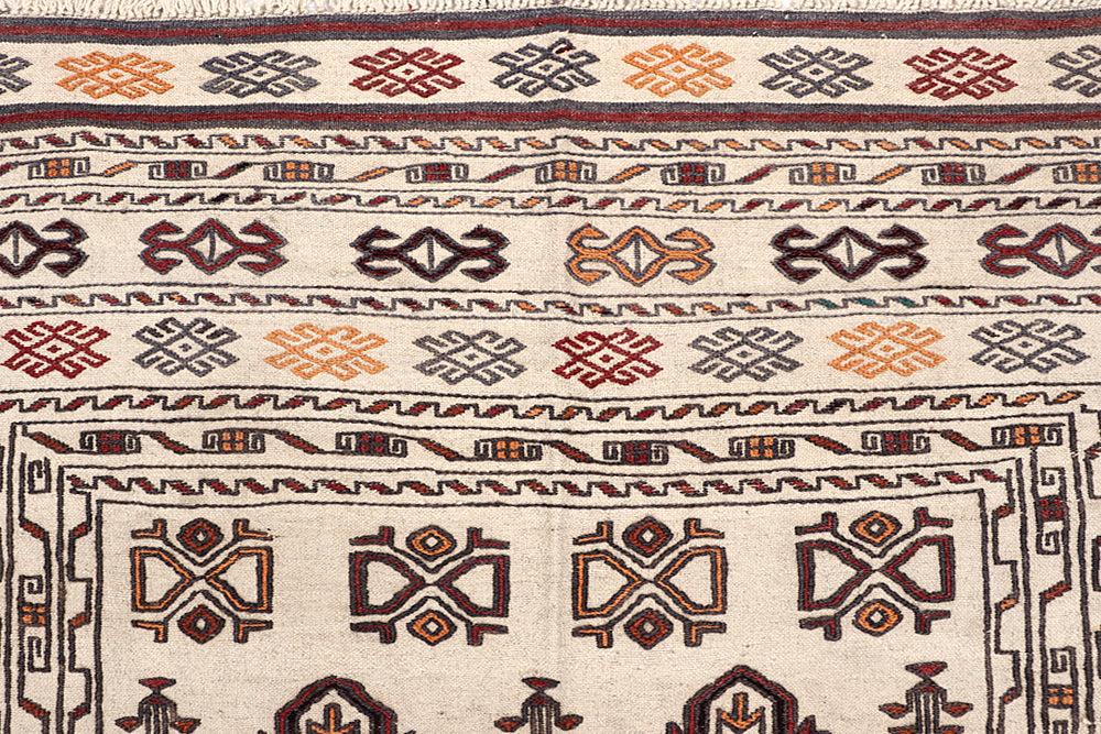 4' 6" x 6' 6  Ivory Handmade Pai Murgh Soumak Kilim Rug Rectangular