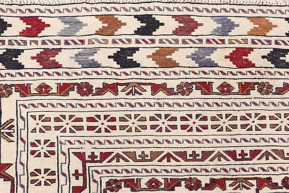 4' 6" x 6' 6  Ivory Handmade Pai Murgh Soumak Kilim Rug Rectangular