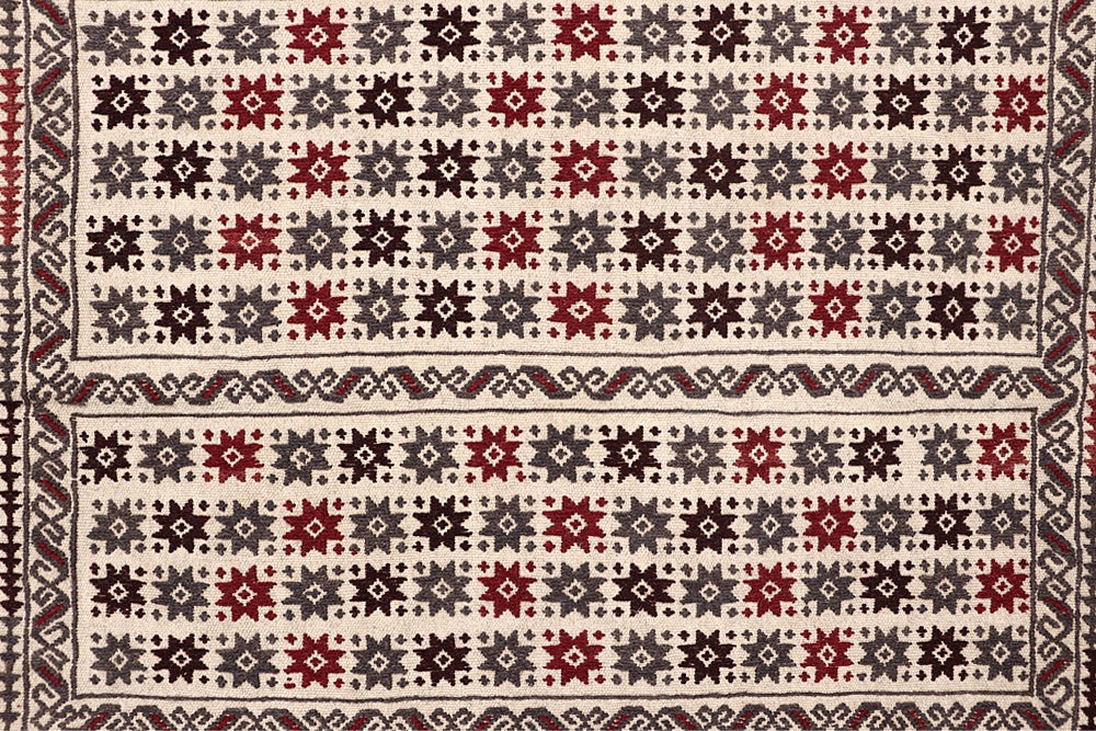 4' 6" x 6' 6  Ivory Handmade Pai Murgh Soumak Kilim Rug Rectangular
