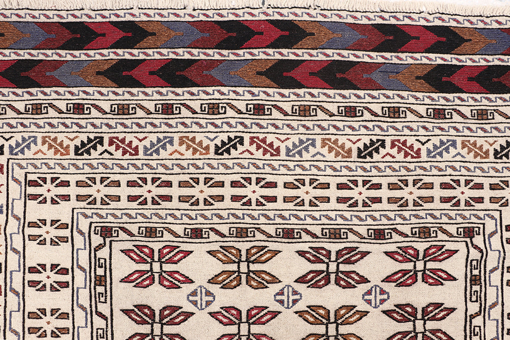 4' 6" x 6' 6  Ivory Handmade Pai Murgh Soumak Kilim Rug Rectangular