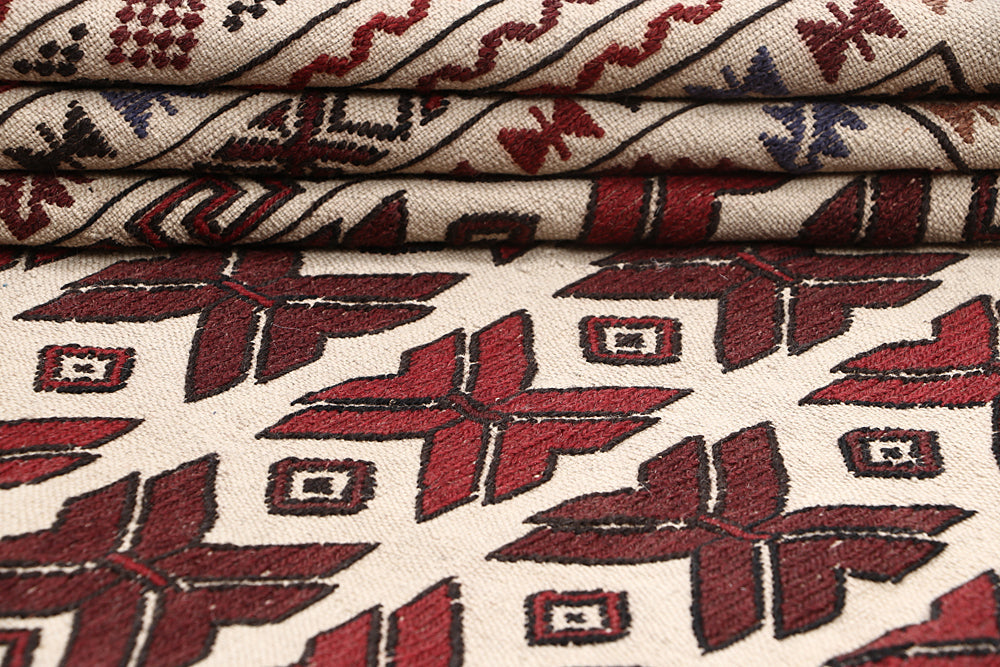 4' 6" x 6' 6  Ivory Handmade Pai Murgh Soumak Kilim Rug Rectangular