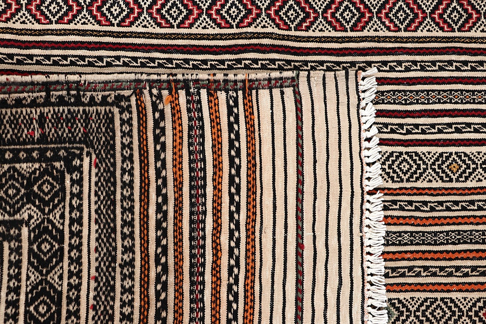 LAGHARI SOUMAK