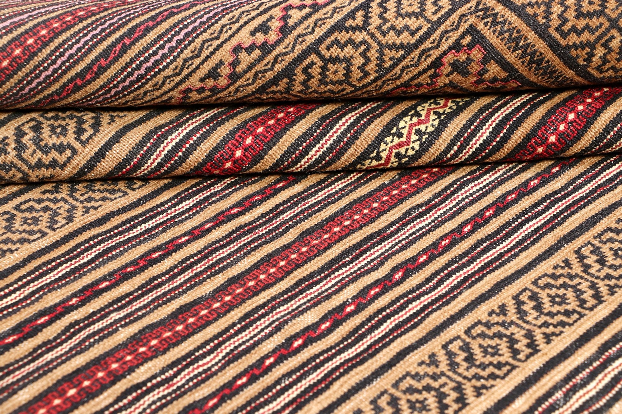 LAGHARI SOUMAK