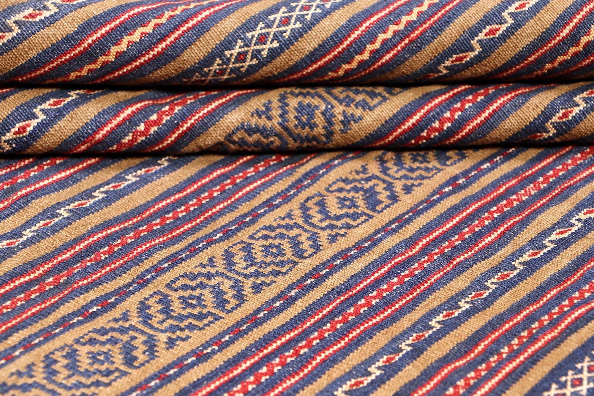 4' 6" x 6' 6  Multy Handmade Laghari Soumak Kilim Rug Rectangular