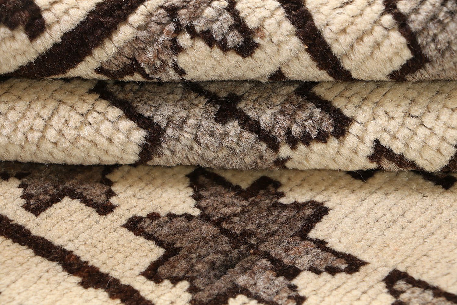 NATURAL TAIMANI CARPETS