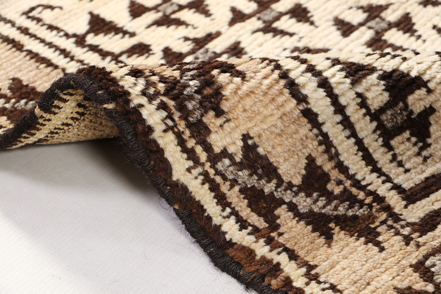 NATURAL TAIMANI CARPETS