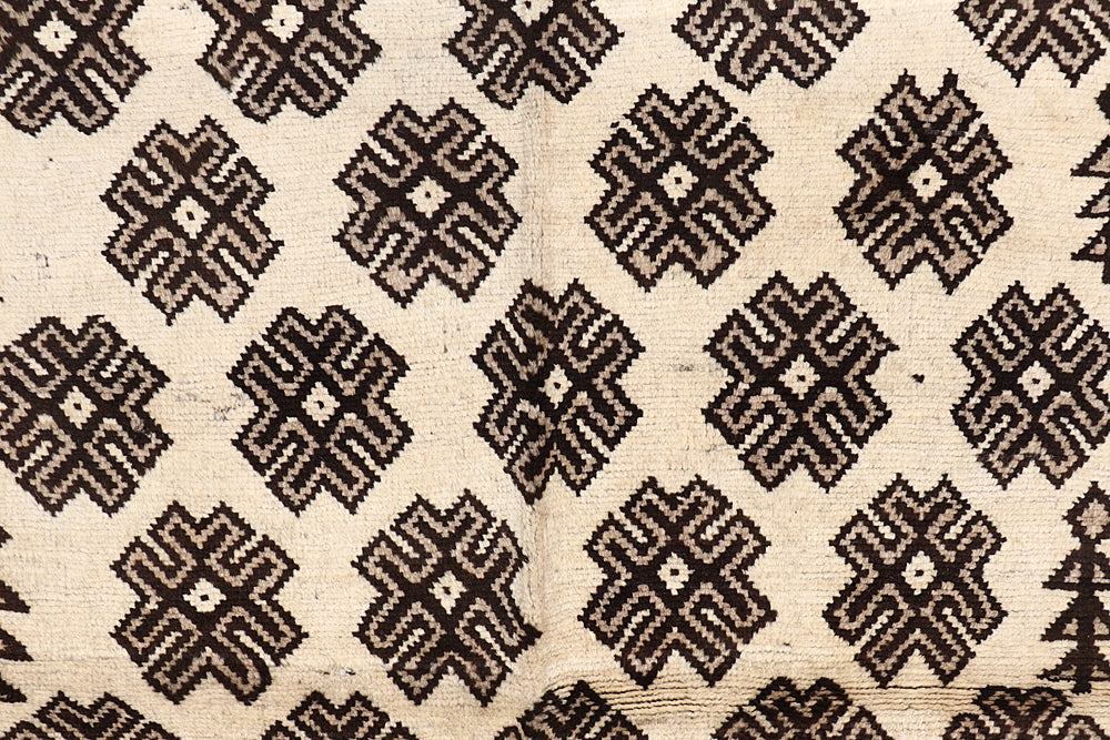 4' 6" x 6' 6  Ivory Handmade Natural Taimani Carpets Afghan Rectangular