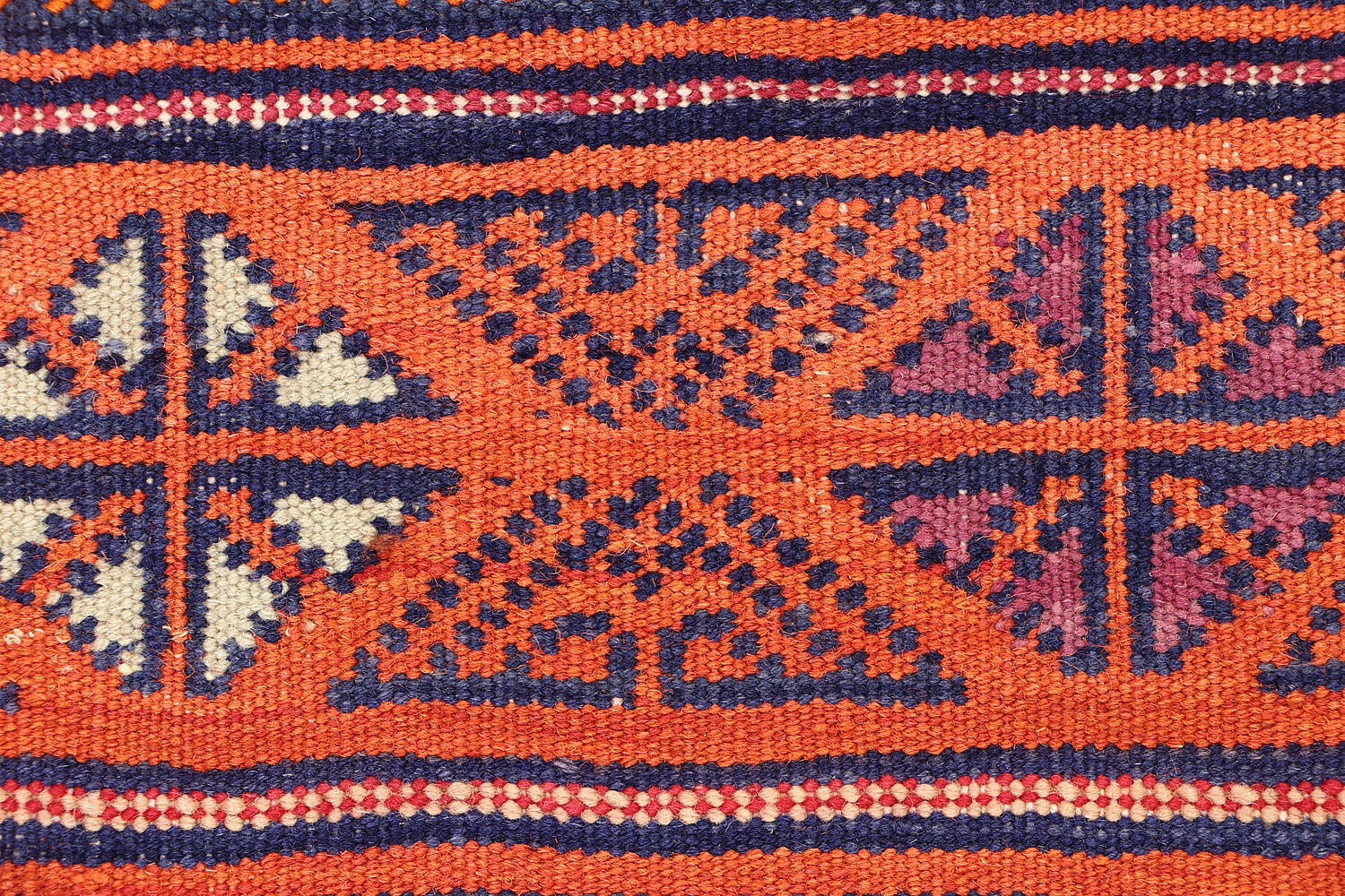 LAGHARI SOUMAK